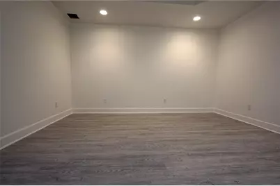 818 Springlake Road, Lawrenceville, GA 30045 - Photo 28