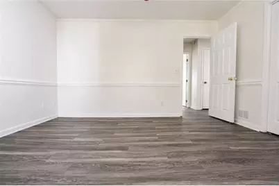 818 Springlake Road, Lawrenceville, GA 30045 - Photo 18