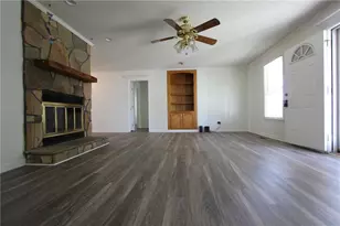 818 Springlake Rd, Lawrenceville, GA 30045 - Photo 4