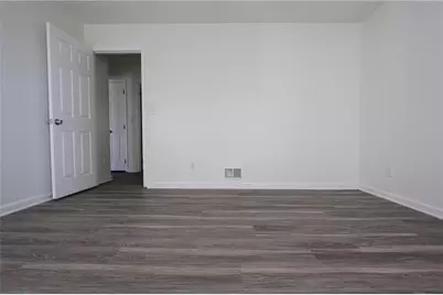818 Springlake Road, Lawrenceville, GA 30045 - Photo 22
