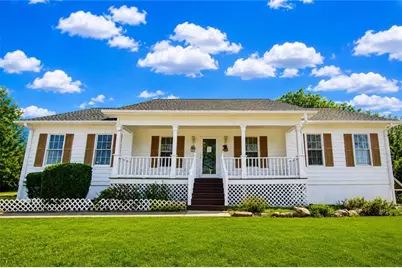 818 Springlake Road, Lawrenceville, GA 30045 - Photo 1