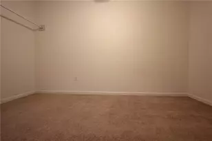 818 Springlake Rd, Lawrenceville, GA 30045 - Photo 14