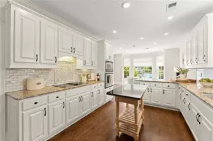 4200 Brookside Ln, Roswell, GA 30076 - Photo 12