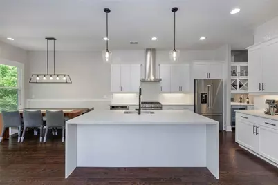 2078 Drew Drive, Atlanta, GA 30318 - Photo 8