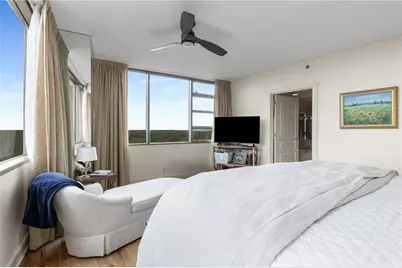 700 Park Regency Place NE #1906, Atlanta, GA 30326 - Photo 18