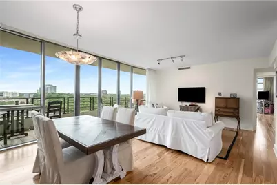 700 Park Regency Place NE #1906, Atlanta, GA 30326 - Photo 4