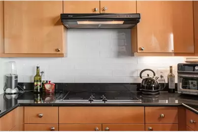 700 Park Regency Place NE #1906, Atlanta, GA 30326 - Photo 12