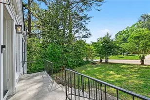 3092 Leeland Rd, Decatur, GA 30032 - Photo 12