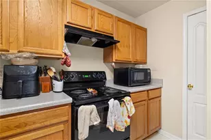 7712 Autry Cir, Douglasville, GA 30134 - Photo 8