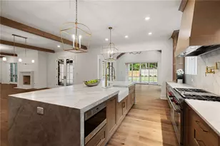 95 Blackland Rd NW, Atlanta, GA 30342 - Photo 10