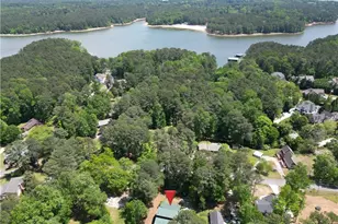 4707 Hilltop Dr NW, Acworth, GA 30101 - Photo 2