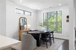 301 Marlowe Aly, Johns Creek, GA 30024 - Photo 8
