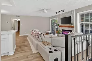 1410 N Crossing Dr NE, Atlanta, GA 30329 - Photo 4
