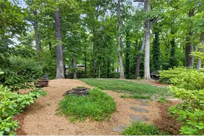530 Forest Hills Drive, Atlanta, GA 30342 - Photo 26