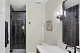 530 Forest Hills Dr, Atlanta, GA 30342 - Photo 20