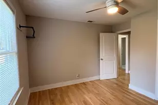 3014 E Point St, Atlanta, GA 30344 - Photo 16