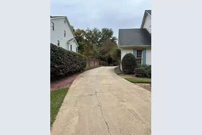 3200 Farmington, Vinings, GA 30339 - Photo 10