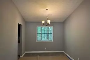 9587 Winding Way Ln, Jonesboro, GA 30238 - Photo 4