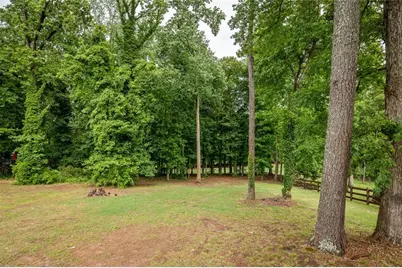 1682 Fairway Hill Drive SE, Atlanta, GA 30317 - Photo 22