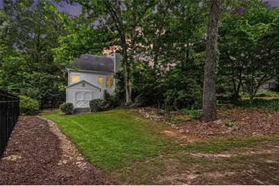 2737 Duncans View Trace NE, Buford, GA 30519 - Photo 6