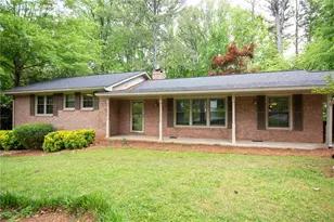 2852 Talisman Ct NE, Atlanta, GA 30345 - Photo 4