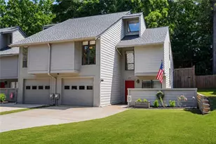 1032 Creatwood Cir, Smyrna, GA 30080 - Photo 2