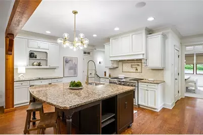 279 Lakeview Avenue NE, Atlanta, GA 30305 - Photo 12