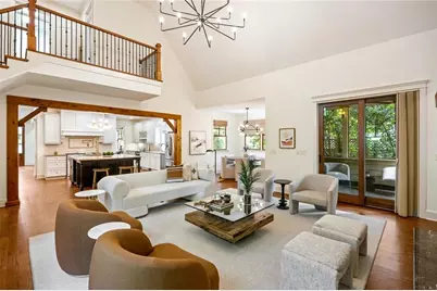 279 Lakeview Avenue NE, Atlanta, GA 30305 - Photo 4