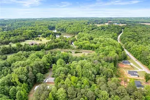 2832 B Wilson Rd, Commerce, GA 30529 - Photo 92