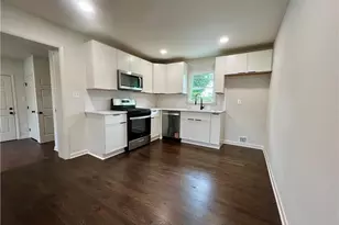 2649 Oak Cir, Ellenwood, GA 30294 - Photo 8
