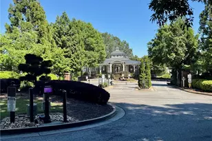 3827 Chattahoochee Summit Dr SE, Atlanta, GA 30339 - Photo 32