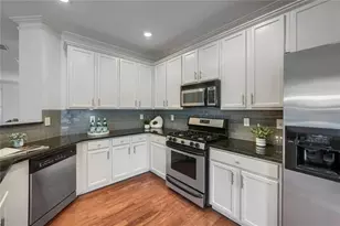 3827 Chattahoochee Summit Dr SE, Atlanta, GA 30339 - Photo 6