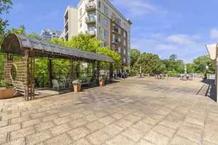 2285 Peachtree Rd NE, Atlanta, GA 30309 - Photo 22