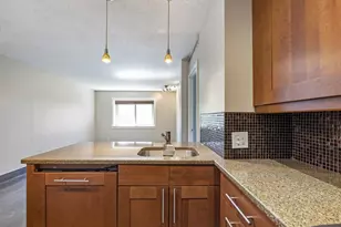 2285 Peachtree Rd NE, Atlanta, GA 30309 - Photo 8