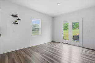 186 Pond Ct, Hoschton, GA 30548 - Photo 10