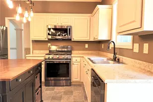 2219 Brickton Crossing, Buford, GA 30518 - Photo 12