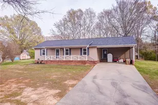 96 Oak Hill Dr, Calhoun, GA 30701 - Photo 1