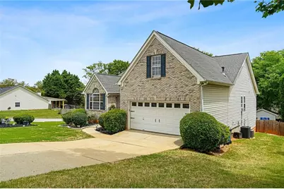 220 Cedarhurst Road, Lawrenceville, GA 30045 - Photo 4