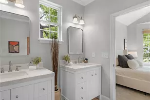 923 Tilden St NW, Atlanta, GA 30318 - Photo 24