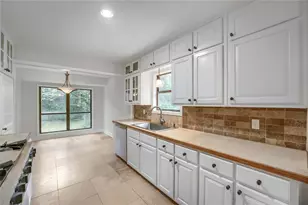 1170 Stone Ridge Dr, Lawrenceville, GA 30046 - Photo 12