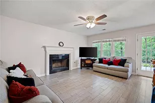 2204 Thicket Ct NW, Acworth, GA 30102 - Photo 6