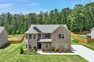 416 Traditions Ln, Hampton, GA 30228 - Photo 2