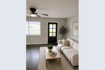3226 Cloverhurst Drive, East Point, GA 30344 - Photo 4