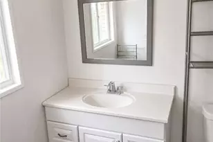 3226 Cloverhurst Dr, East Point, GA 30344 - Photo 8