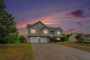 3344 Windgate Dr, Buford, GA 30519 - Photo 2