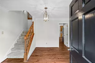 1090 Kelvington Way SW, Lilburn, GA 30047 - Photo 6