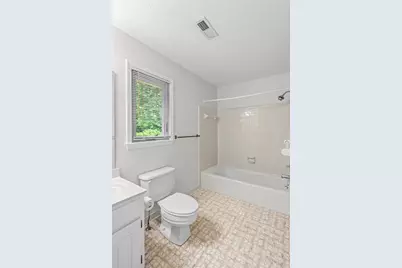 1090 Kelvington Way SW, Lilburn, GA 30047 - Photo 36