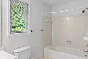 1090 Kelvington Way SW, Lilburn, GA 30047 - Photo 36