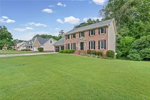 1090 Kelvington Way SW, Lilburn, GA 30047 - Photo 2