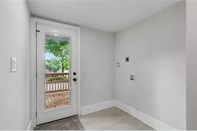 1460 Hartford Avenue SW, Atlanta, GA 30310 - Photo 4